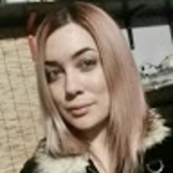 Meet your Posher, Aisha - Picture 1 of 1